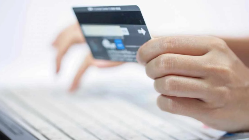 პლასტიკური ბარათი