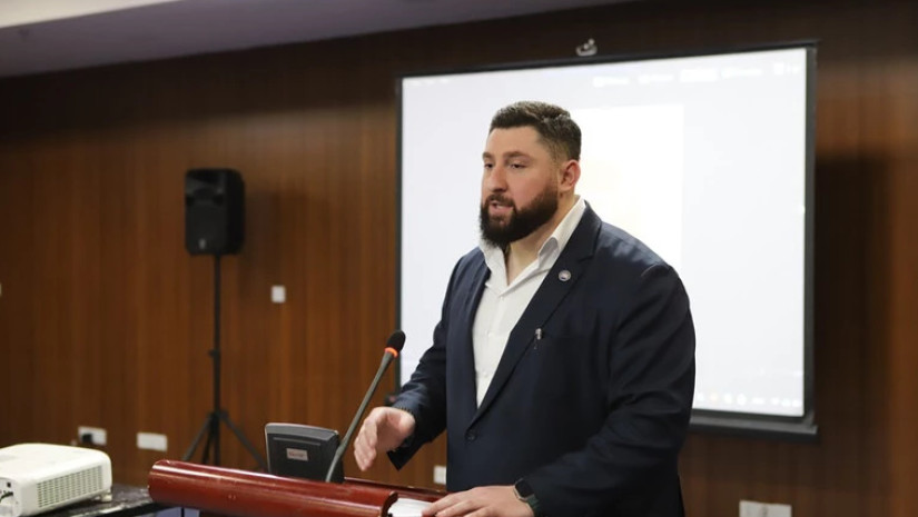 ლაშა ტალახაძე