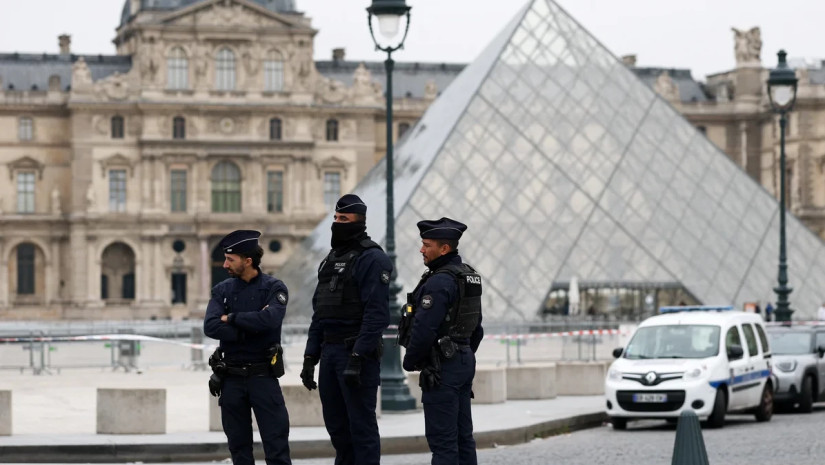 ლუვრი ლუვრი