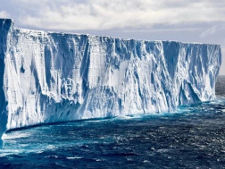 აისბერგი