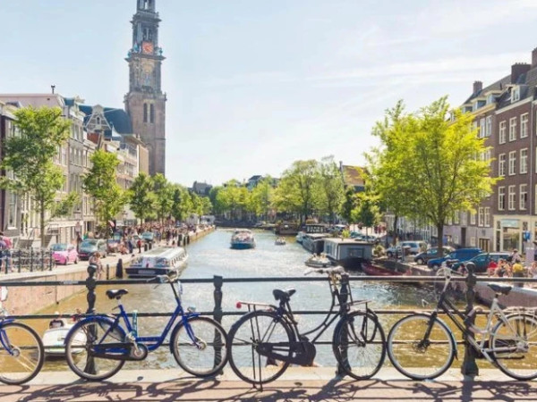 ამსტერდამი