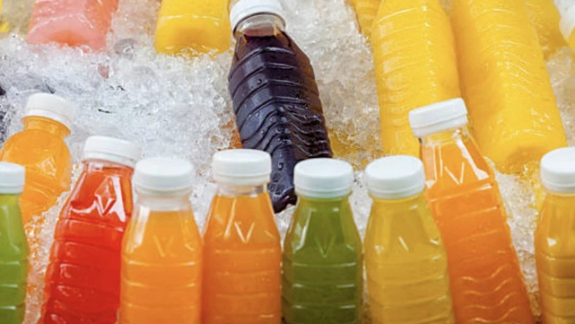 პლასტმასის ბოთლები