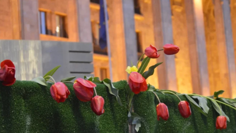 9 აპრილი